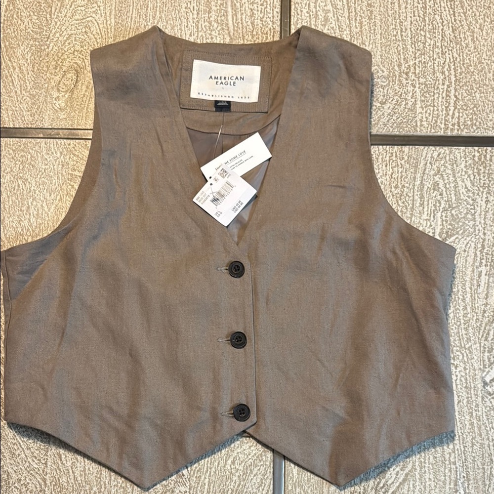 American Eagle Outfitters Boxy Brown Buttoned Top